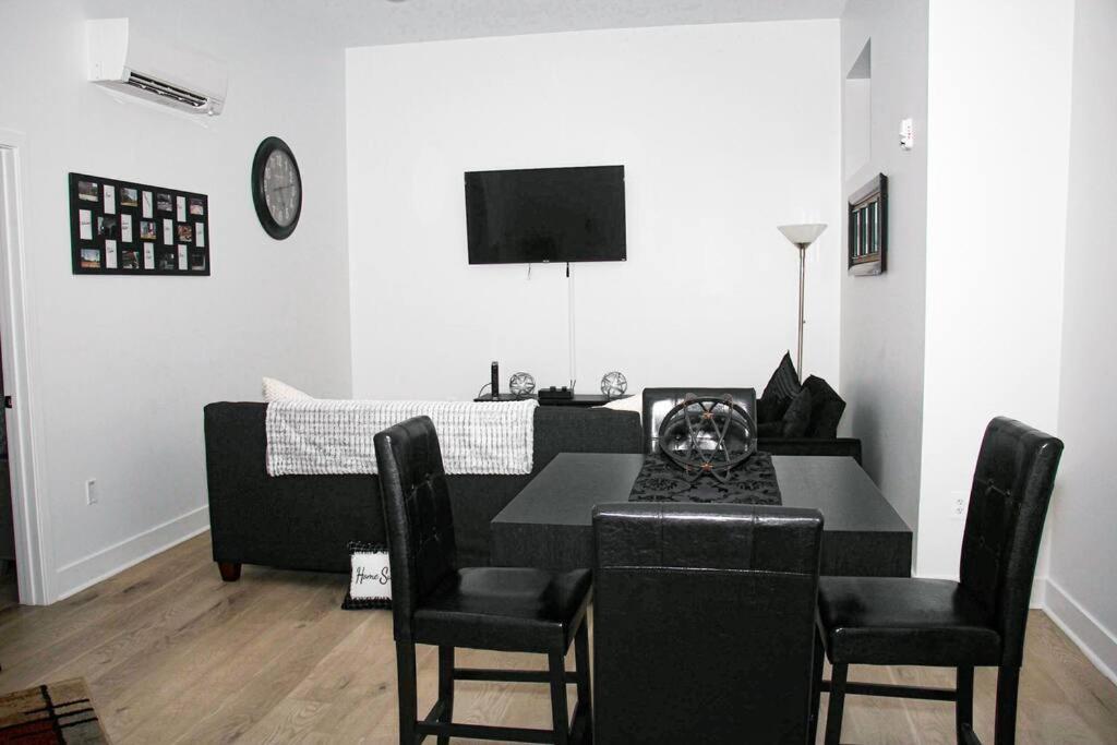 Comfy Cozy And Cute Apartment Baltimore Exterior foto