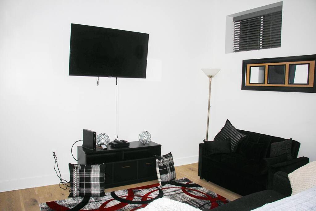 Comfy Cozy And Cute Apartment Baltimore Exterior foto